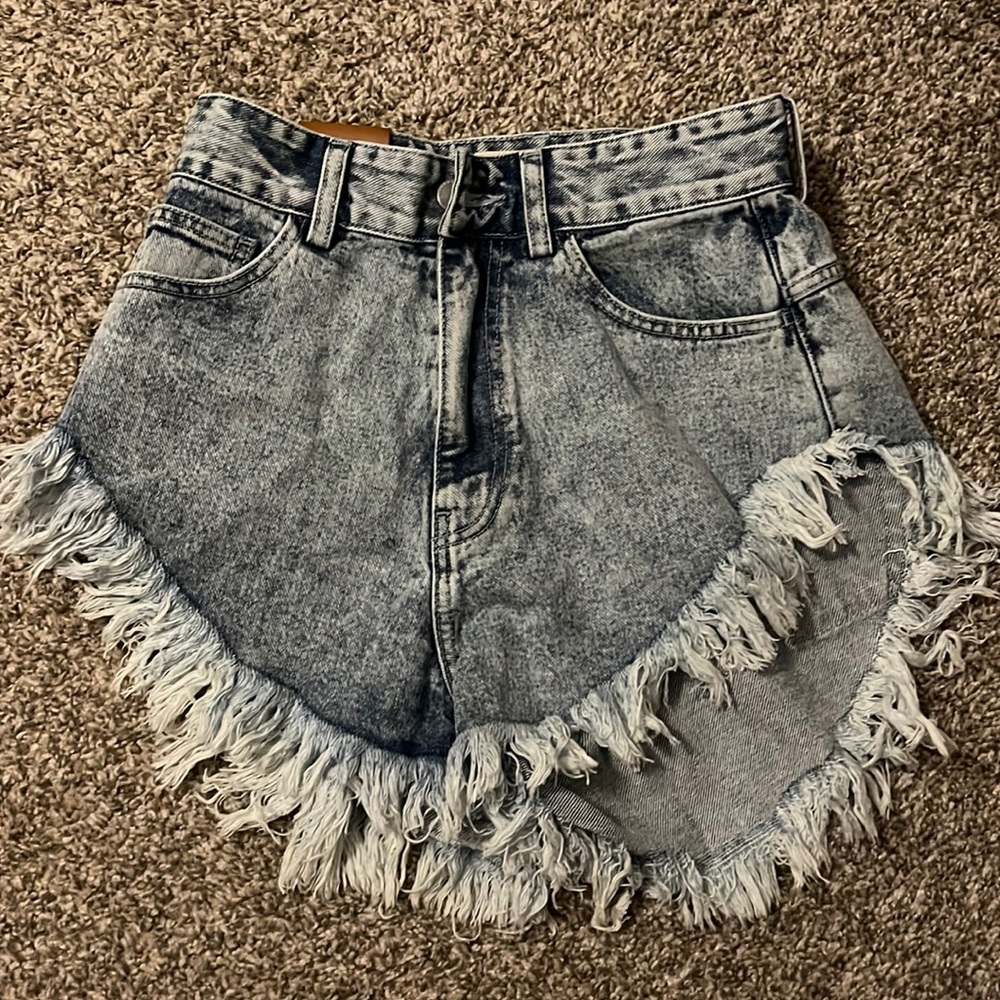 Tacoola shorts